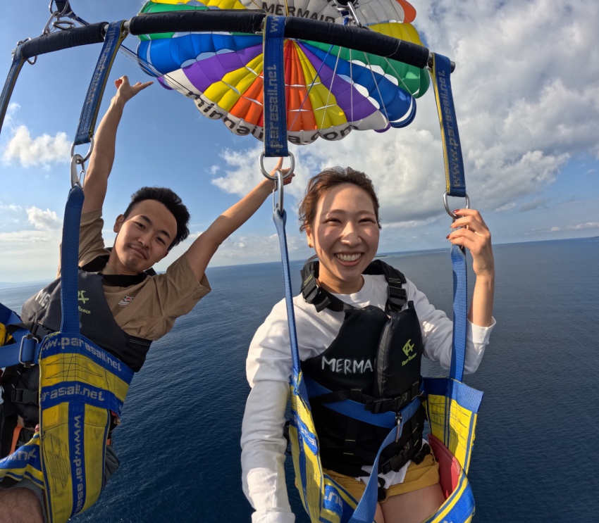 パラセーリングで沖縄の絶景体験🐦【沖縄マリンスポーツ専門店★水納島マーメイド】